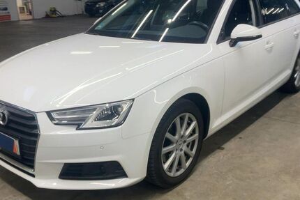 Audi A4 155.000 km 16.990 &euro; Peine 31226