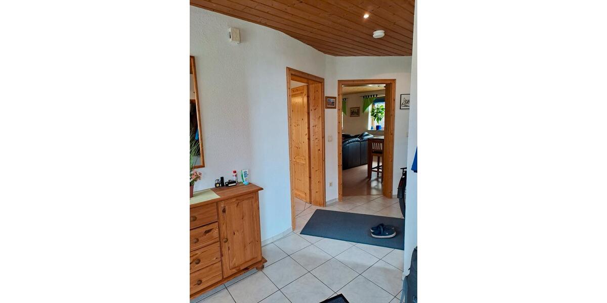 Etagenwohnung Gifhorn - 3.5 Zimmer, 125 m&sup2;, 1.100&euro; | Angebot:25988529