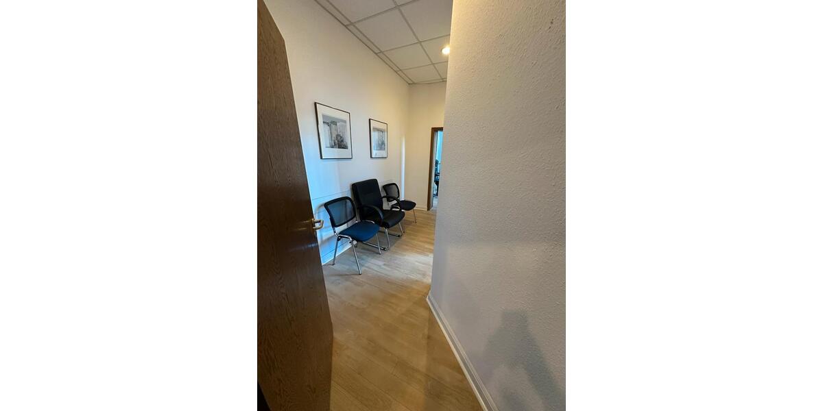 Etagenwohnung Braunschweig - 5 Zimmer, 129 m&sup2;, 1.330&euro; | Angebot:25963585