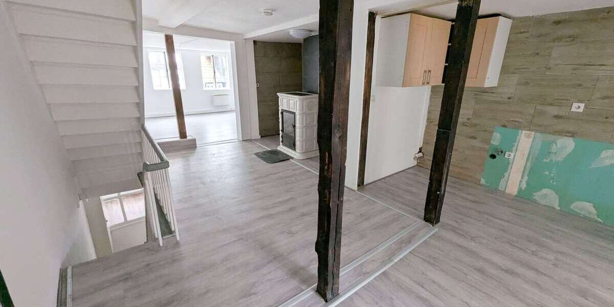 Etagenwohnung Braunschweig - 4 Zimmer, 145 m&sup2;, 1.100&euro; | Angebot:27720600