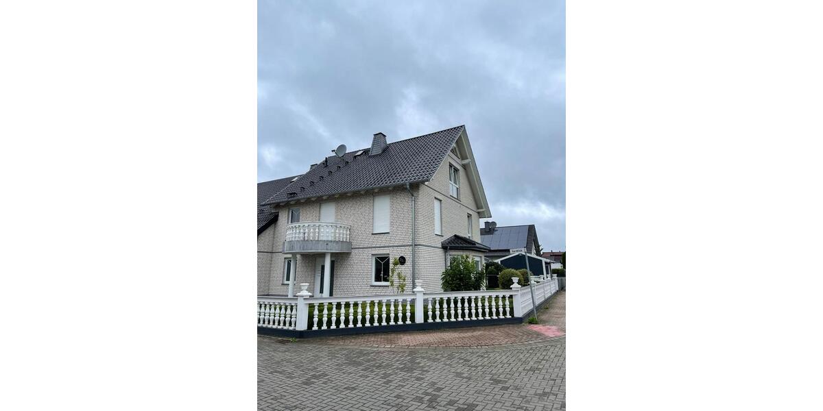 Doppelhaushälfte Vechelde - 6 Zimmer, 220 m&sup2;, 2.290&euro; | Angebot:25181984