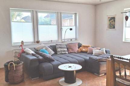 Diese Immobilie ist vielseitig nutzbar. Mit großer Wohnfläche und viel Platz für Hobbys, Kleingewerbe etc. 6 zimmer