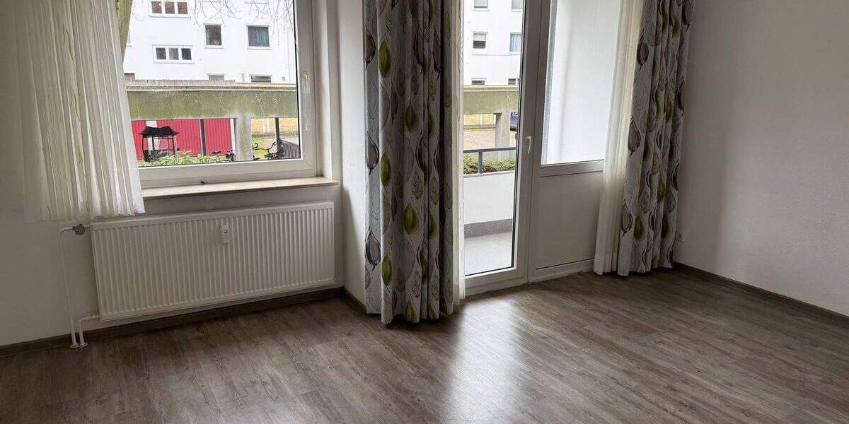 1 Zi- Appartment in zentraler Wohnlage mit Balkon zimmer