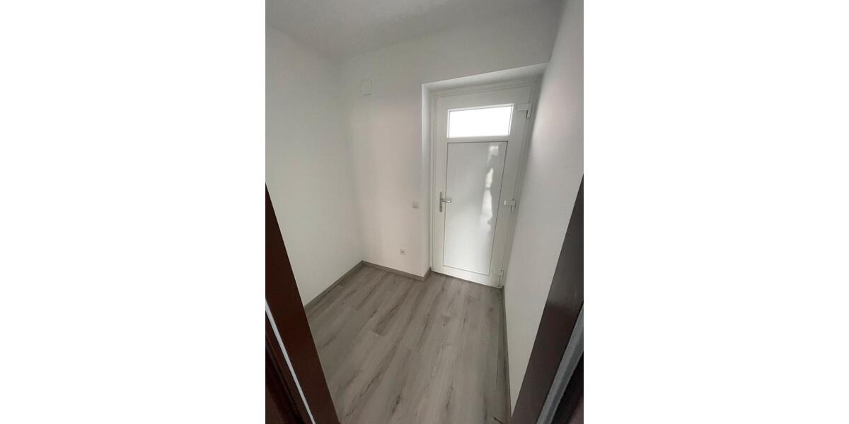 Etagenwohnung Braunschweig Timmerlah-Geitelde-Stiddien - 2 Zimmer, 69 m&sup2;, 140.000&euro; | Angebot:24707963