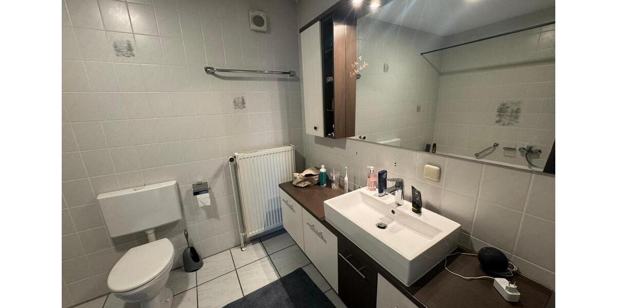 Etagenwohnung Sassenburg - 3 Zimmer, 90 m&sup2;, 700&euro; | Angebot:25928039