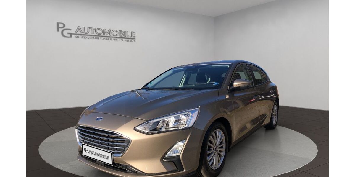 Ford Focus 51.200 km 14.990 &euro; Braunschweig 38110