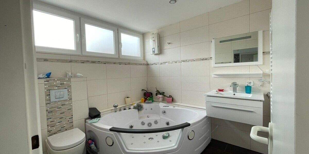 Reihenmittelhaus Wolfsburg Westhagen - 5 Zimmer, 124 m&sup2;, 216.000&euro; | Angebot:25776578