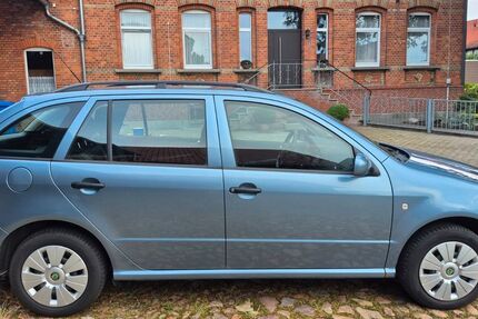 Skoda Fabia 132.323 km 2.499 &euro; Meine 38527