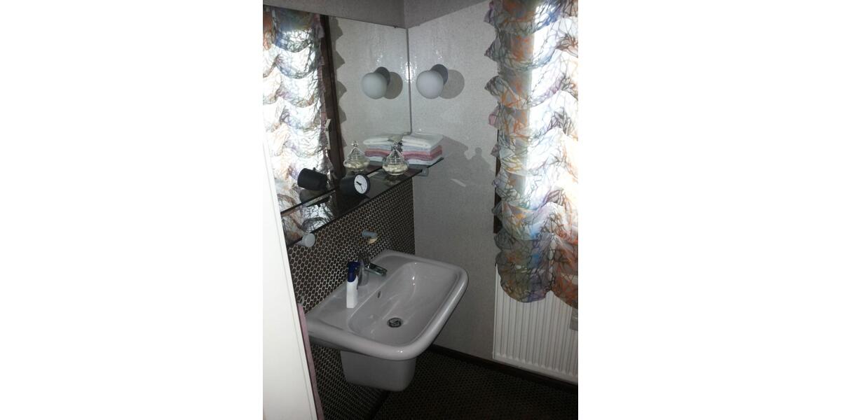 Reihenhaus Salzgitter Ortschaft Ost - 5 Zimmer, 144 m&sup2;, 1.300&euro; | Angebot:27607079