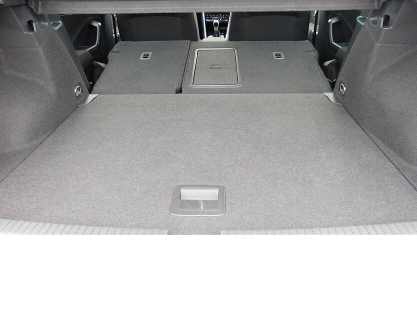 VW T-Roc 1.5 Life TSI BMT Navi Klima Standheizung 29.700 km 23.990 € Vordorf 38533