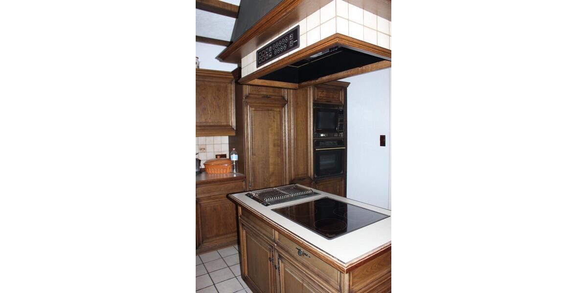 Etagenwohnung Braunschweig - 5 Zimmer, 170 m&sup2;, 1.600&euro; | Angebot:24598956