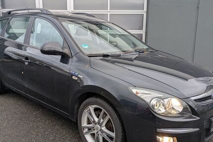 Hyundai i30 221.185 km 2.990 € Braunschweig 38112
