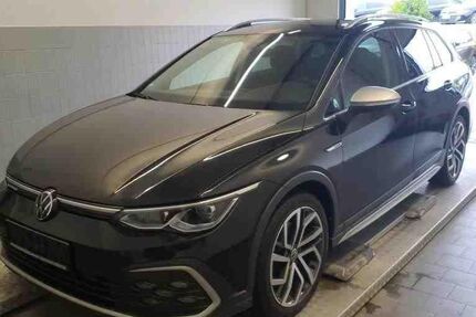 VW Golf 103.783 km 25.900 € Braunschweig 38122