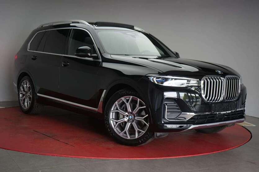 X7