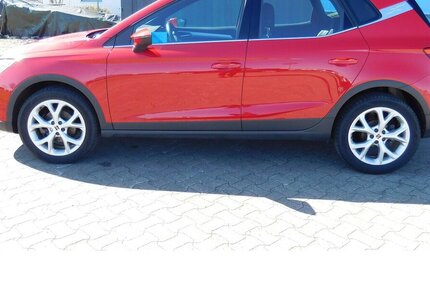 Seat Arona 1.0 FR-Line TSI BMT Navi Klima Alu 20.400 km 17.390 &euro; Vordorf 38533