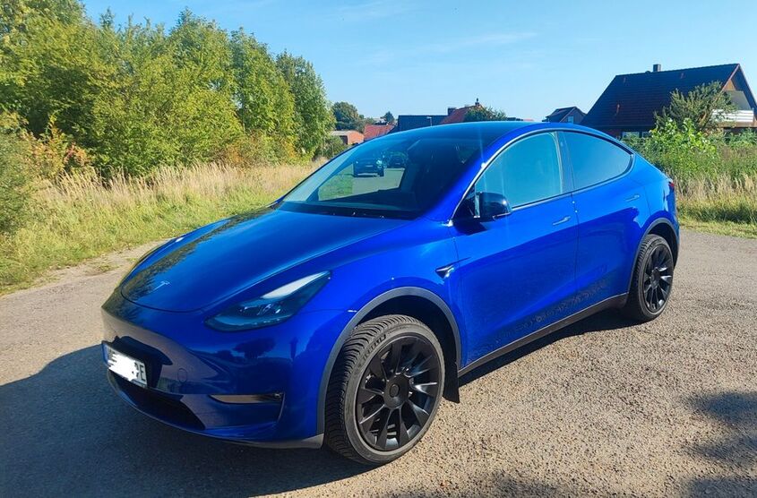 Tesla Model Y 76.000 km 49.990 € Wolfsburg 38444