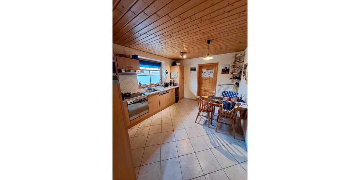 Etagenwohnung Gifhorn - 3.5 Zimmer, 125 m&sup2;, 1.100&euro; | Angebot:25988529