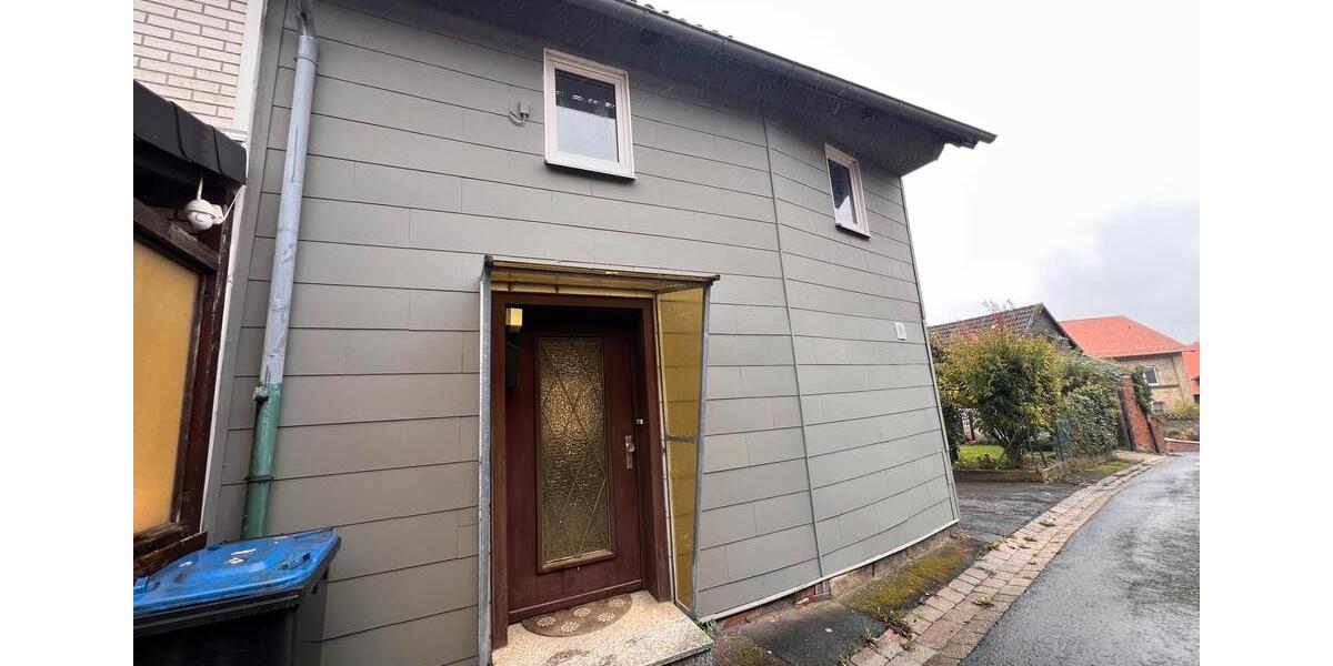 Charmantes Einfamilienhaus - 65m² - 3 Zimmer - frisch renoviert - in schöner Lage in Steinlah 3 zimmer