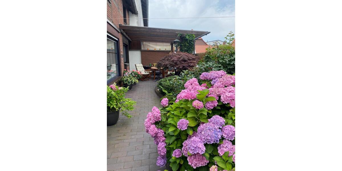 Doppelhaushälfte Braunschweig Timmerlah-Geitelde-Stiddien - 9 Zimmer, 185 m&sup2;, 329.000&euro; | Angebot:23013804