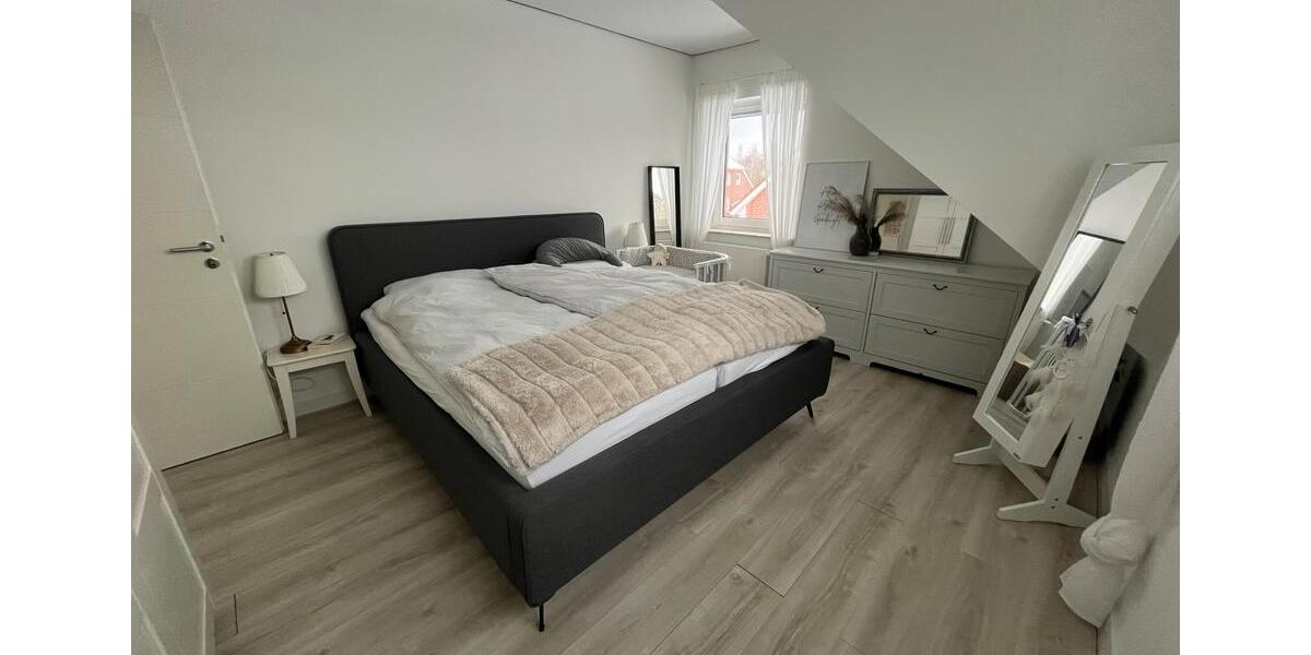 Etagenwohnung Braunschweig Wabe-Schunter-Beberbach - 5 Zimmer, 160 m&sup2;, 1.600&euro; | Angebot:25416313