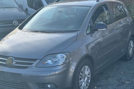 VW Golf 299.000 km 1.690 &euro; Salzgitter 38229
