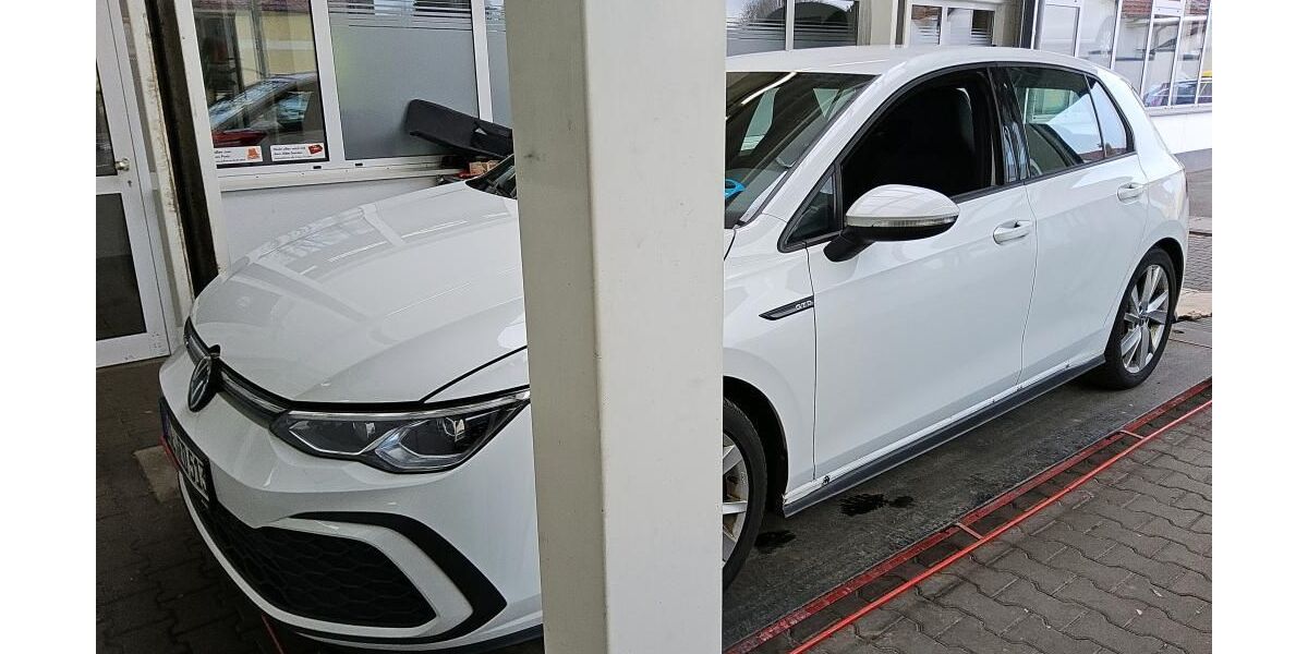 VW Golf 183.594 km 19.990 &euro; Braunschweig 38122
