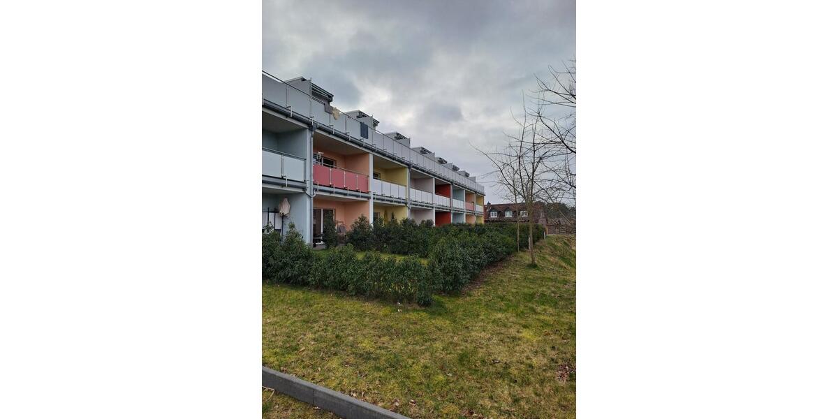 Dachgeschoßwohnung Sassenburg - 1 Zimmer, 23 m&sup2;, 230&euro; | Angebot:25542270