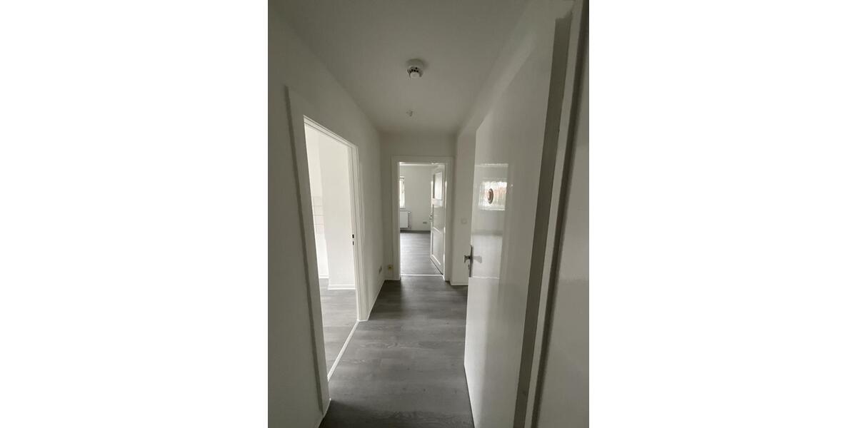 Etagenwohnung Salzgitter Ortschaft Ost - 3 Zimmer, 55 m&sup2;, 384&euro; | Angebot:25145673