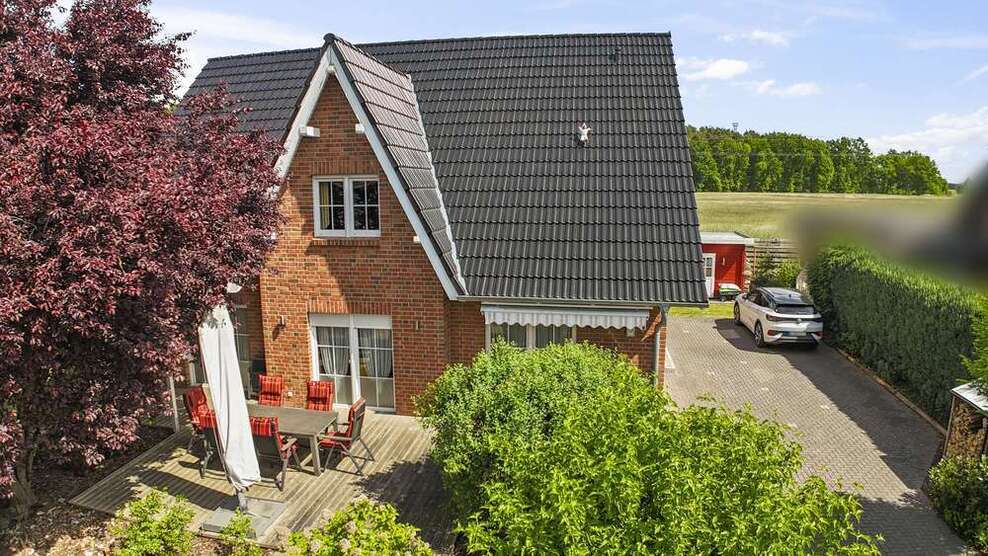 Haus zum Kaufen in Dannenbüttel 485.000 € 178 m²