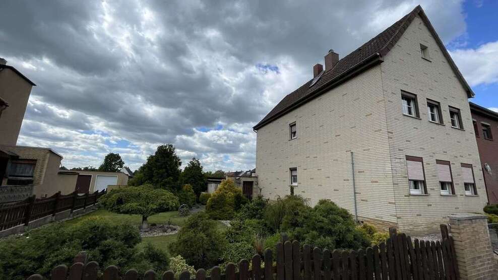 Haus zum Kaufen in Helmstedt 99.000 € 85 m²