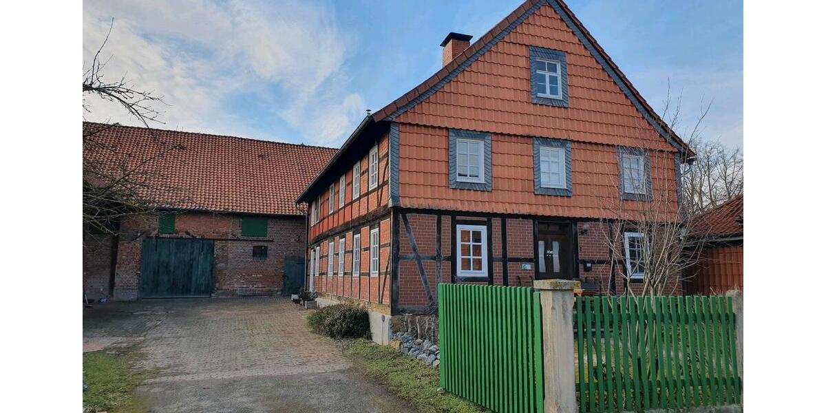 Etagenwohnung Söhlde - 5 Zimmer, 130 m&sup2;, 1.040&euro; | Angebot:25417193