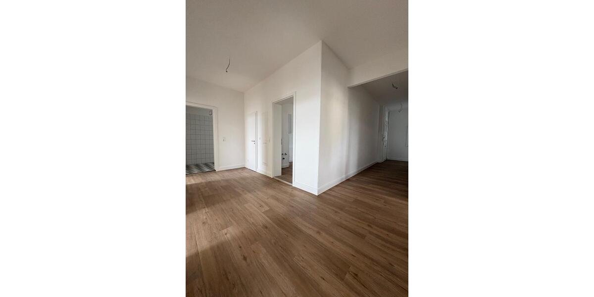 Erdgeschoßwohnung Braunschweig Wabe-Schunter-Beberbach - 5 Zimmer, 135 m&sup2;, 1.695&euro; | Angebot:26189203