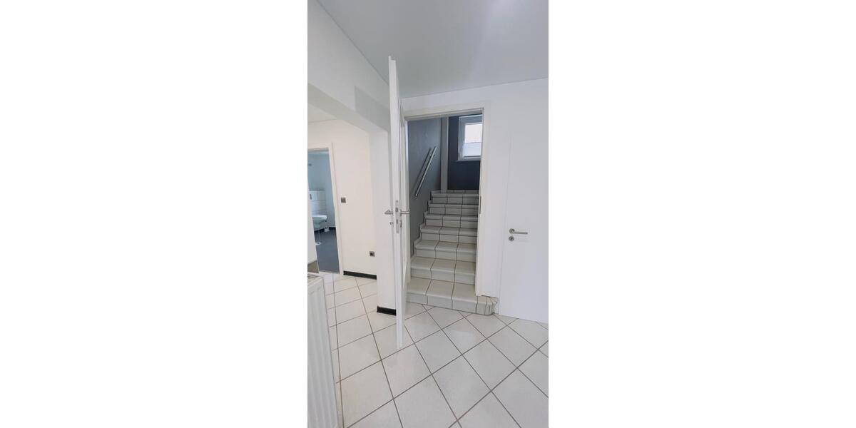 Etagenwohnung Edemissen - 4 Zimmer, 115 m&sup2;, 1.300&euro; | Angebot:24743448