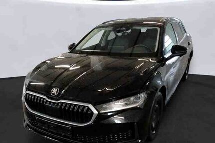 Skoda Superb 82.500 km 28.490 &euro; Peine 31228