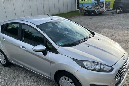 Ford Fiesta 167.000 km 5.300 &euro; Wolfenbuettel 38302