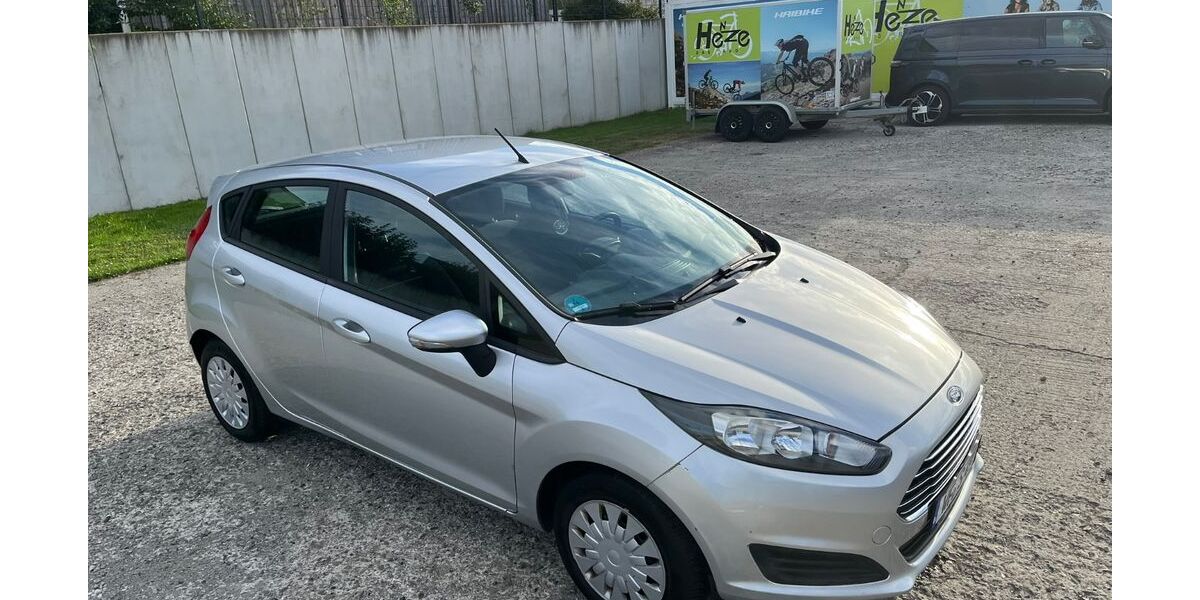 Ford Fiesta 167.000 km 5.300 &euro; Wolfenbuettel 38302