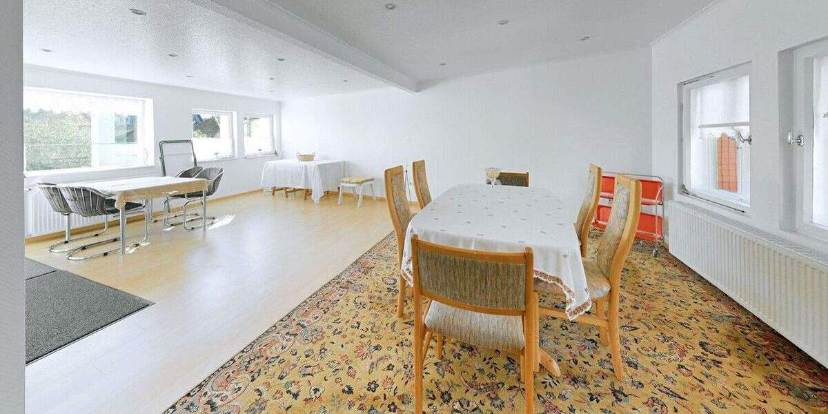 Mehrfamilienhaus, Wohnhaus Wolfenbüttel Stadtgebiet - 8 Zimmer, 172 m&sup2;, 295.000&euro; | Angebot:24775985