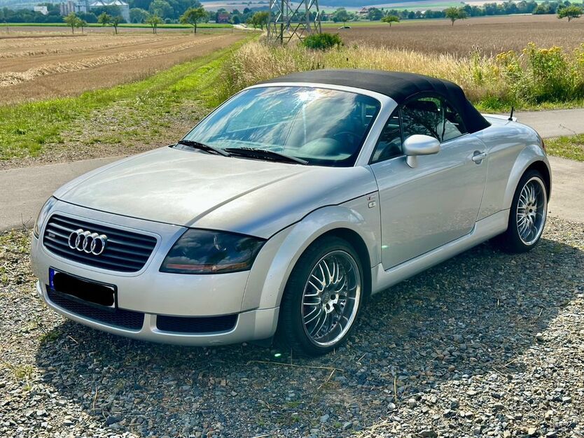 Audi TT 182.000 km 4.499 € Sassenburg 38524