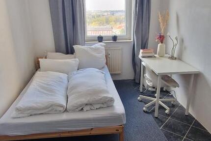 Wohnung Braunschweig Östliches Ringgebiet - 13 Zimmer, 83 m&sup2;, 300&euro; | Angebot:26329517