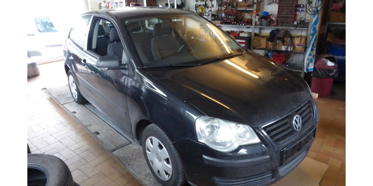 VW Polo 111.500 km 4.990 &euro; Wolfsburg/Vorsfelde 38448