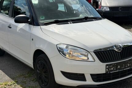 Skoda Fabia 258.900 km 2.990 &euro; Salzgitter 38229