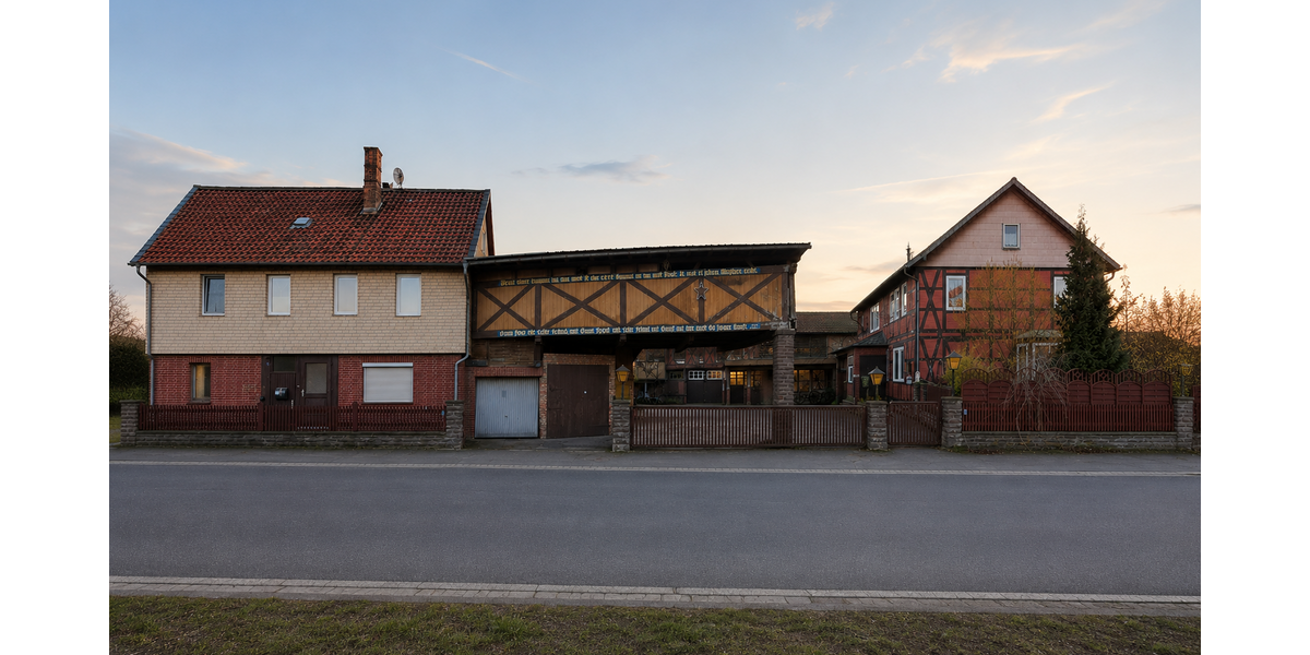 Einfamilienhaus Söhlde - 18 Zimmer, 388 m&sup2;, 240.000&euro; | Angebot:27098414