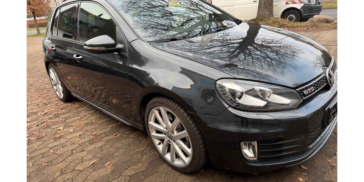 VW Golf 181.000 km 9.400 &euro; Adenstedt 31246
