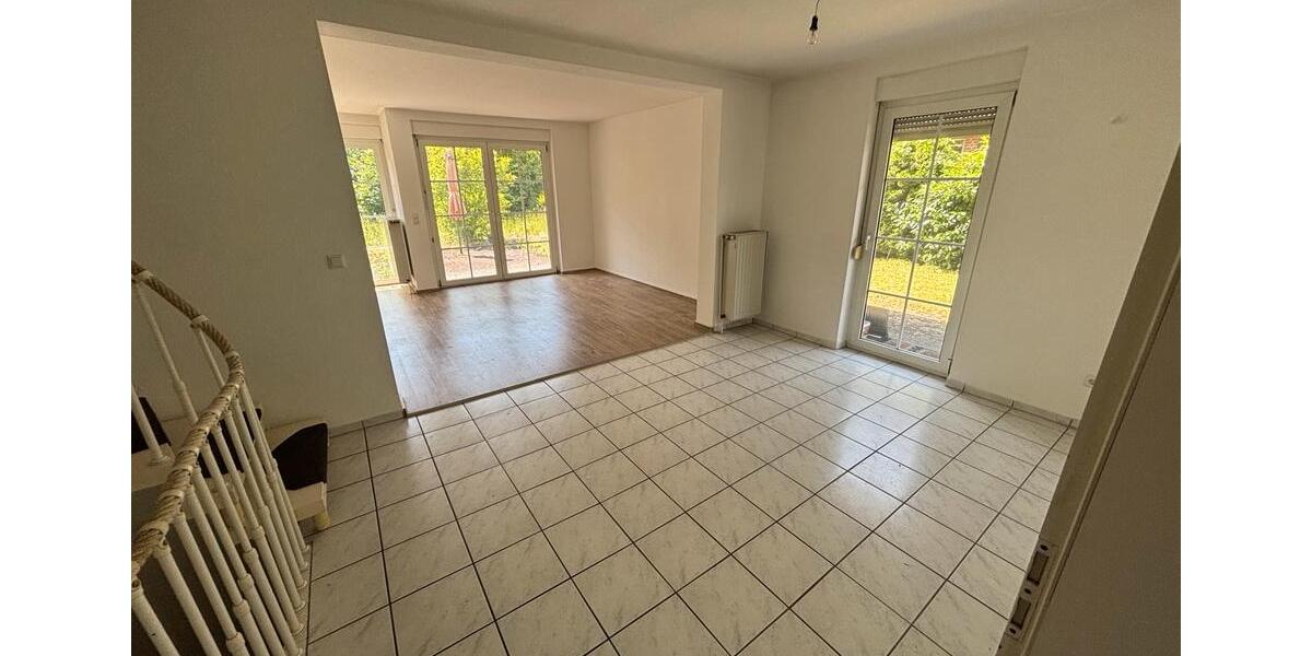 Reihenhaus Peine Südstadt - 3 Zimmer, 103 m&sup2;, 285.000&euro; | Angebot:26978078