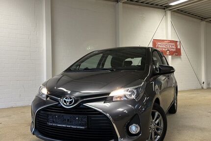 Toyota Yaris 114.920 km 7.300 &euro; Sassenburg / Neudorf- Pl 38524