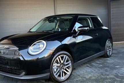 Mini Cooper E 6.900 km 29.730 &euro; Sickte 38173