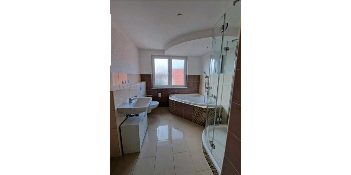 Etagenwohnung Wolfsburg Ehmen - 4 Zimmer, 101 m&sup2;, 275.000&euro; | Angebot:27456344