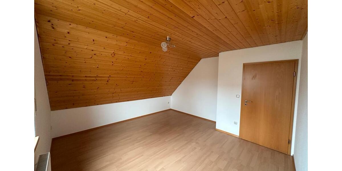 Doppelhaushälfte Rötgesbüttel - 4 Zimmer, 147 m&sup2;, 1.496&euro; | Angebot:25957149