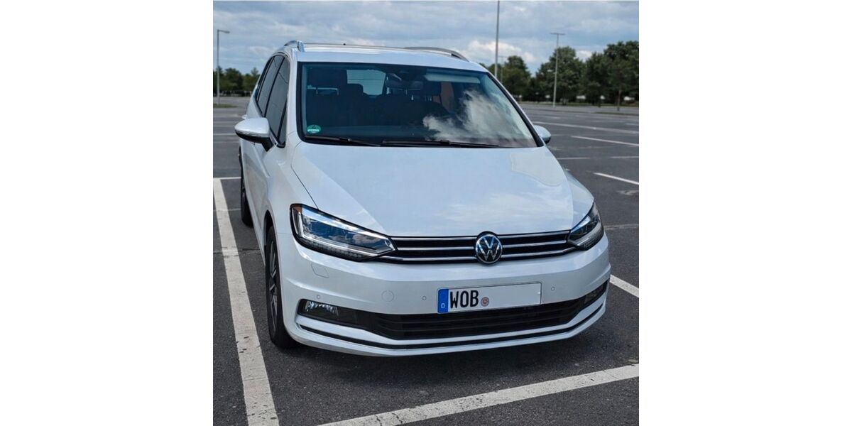 VW Touran 22.000 km 35.800 &euro; Wolfsburg 38448