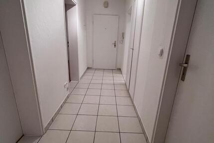 Renovierte 3-Zimmer-Erdgeschosswohnung in Salzgitter-Lebenstedt 3 zimmer